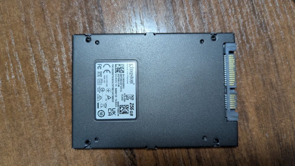 Ссд Кингстон 256гб