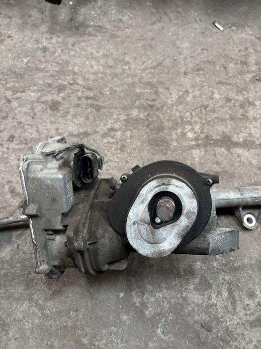 Кормилна рейка Bmw x1 f48