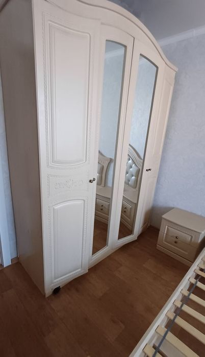 СРОЧНО Продам Спальный гарнитур