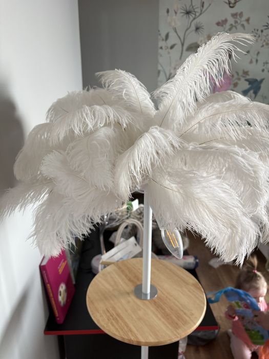Торшер с перьями