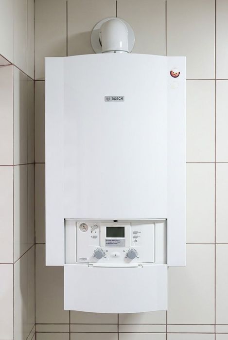 Centrala termica Bosch Gaz 5000 WT - 28 kW cu boiler