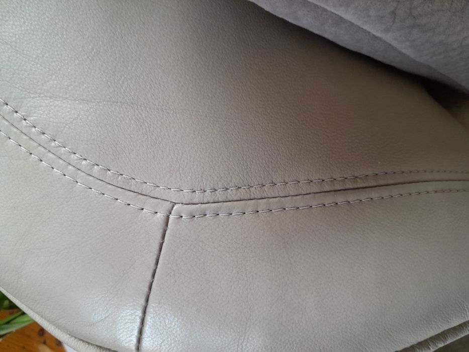 Тройка диван , естествена кожа , без забележки