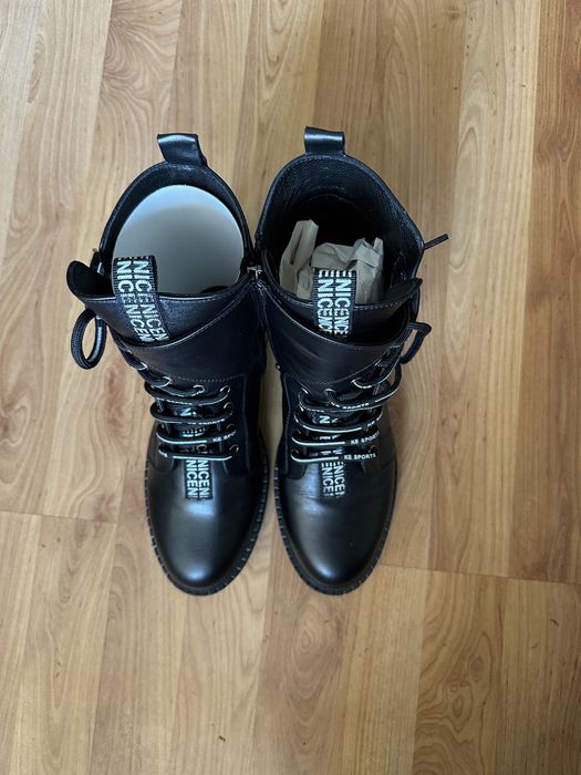 Боти от естествена кожа