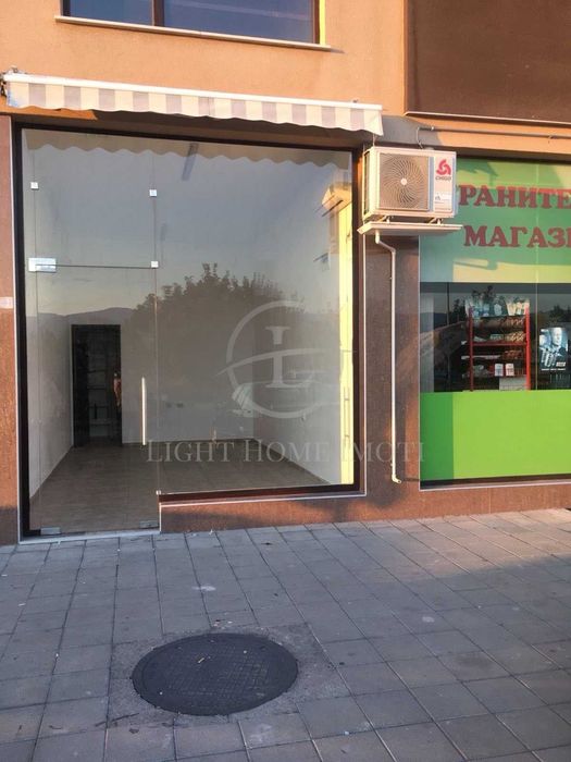 Реф. 4052 Партерно Помещение / Южен