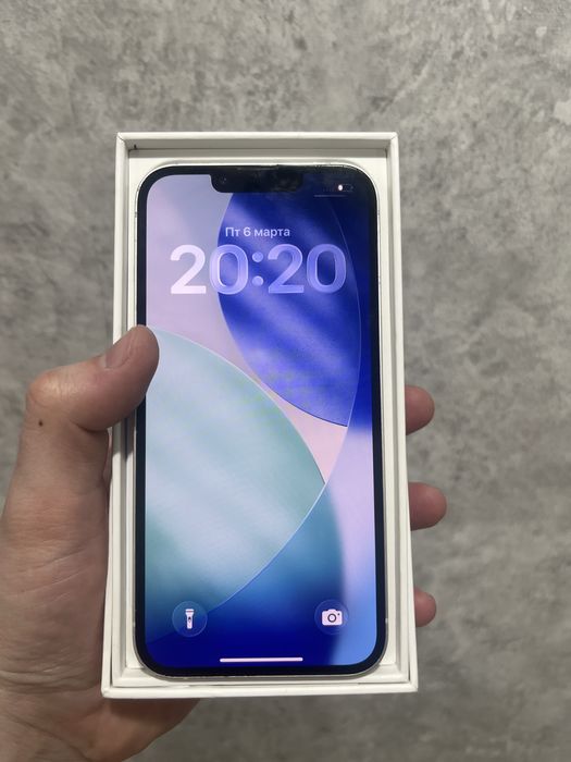 Продам айфон 13 на 128