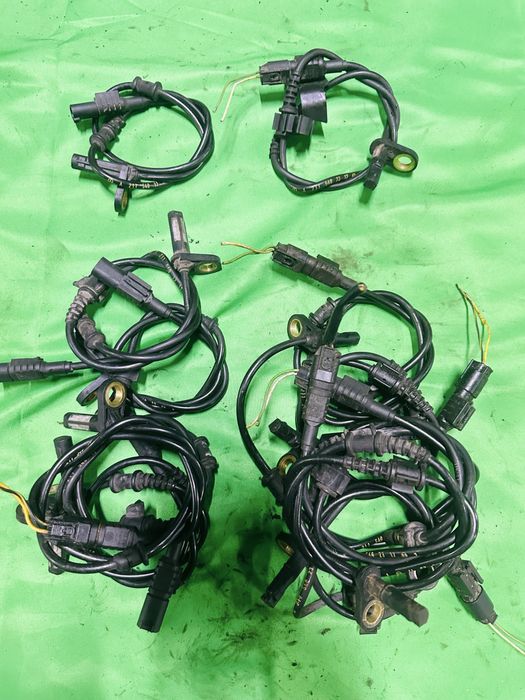 Мерседес датчик абс ABS сенсор на разный модель бу оригинал авторазбор