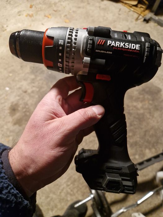 Продавам винтоверт Parkside