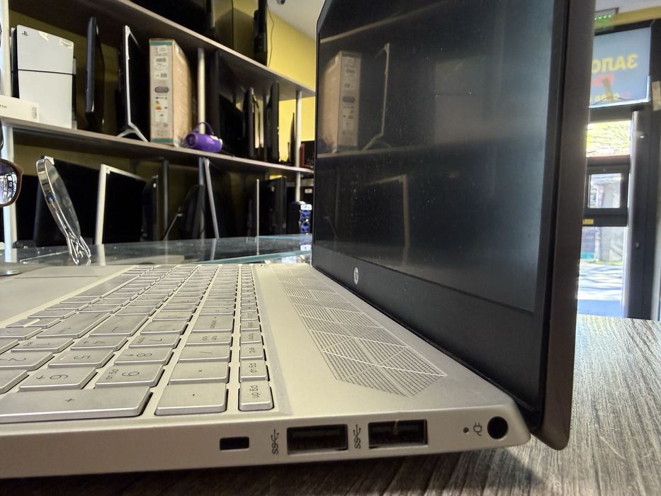 Лаптоп HP Pavilion 15 Intel Core i5