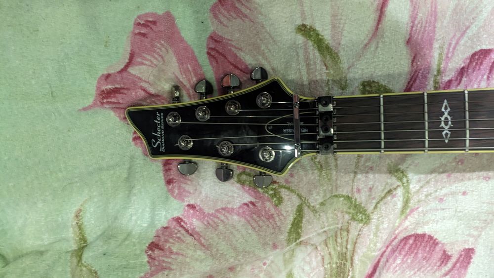 Schecter hellraiser C7