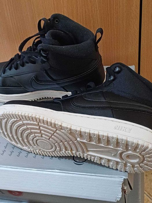 Nike боти номер 38.5 с водоустойчество