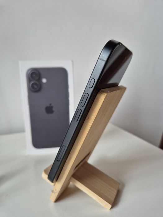iPhone 16 256GB Full Box, neverlocked cu incarcator 30w