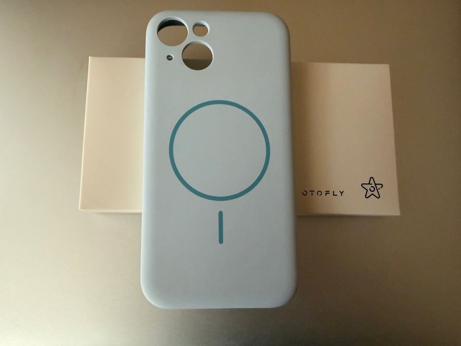iPhone 14 Husă silicon | MagSafe