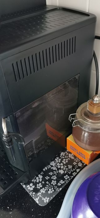 Кафемашина робот Delonghi Magnifica