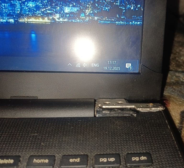 Продам ноутбук офисный