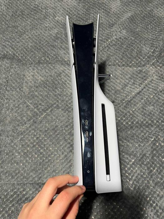 Чисто нов  playstation 5 slim