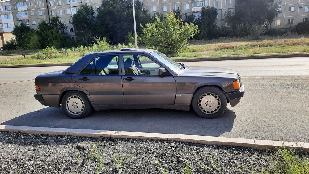 Продам Mercedes-Benz 190