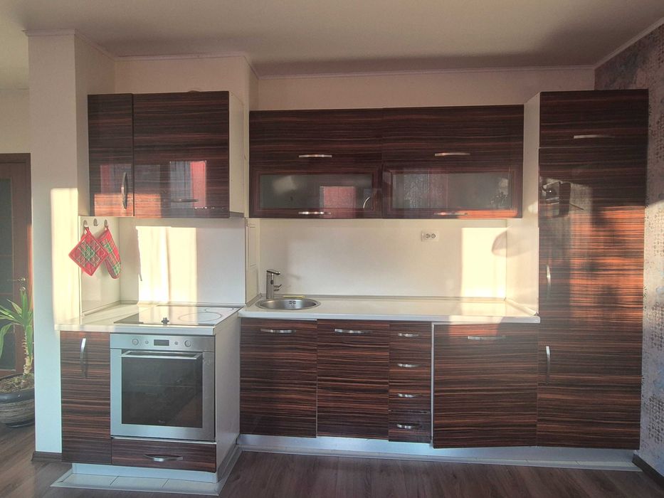 Продавам кухненско обзавеждане използвано