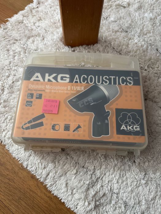 Микрофон за каса AKG D11