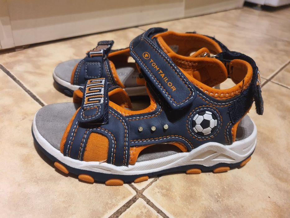 Детски светещи  сандали Tom Tailor