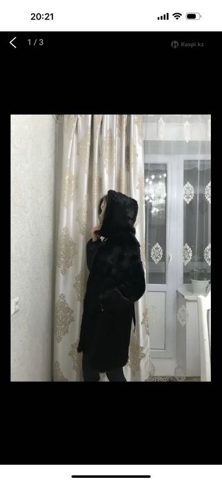 Продам шубу с капюшоном