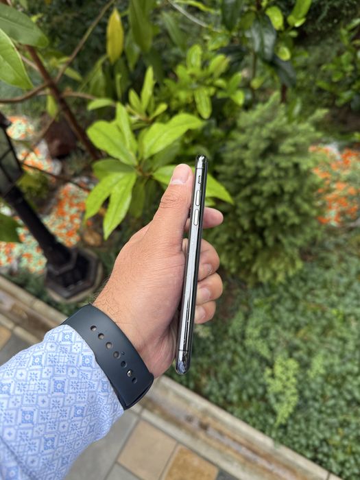 Iphone xs ayfon xs 64gb LL/A tel ideal sotiladi aybi yo face ishlidi