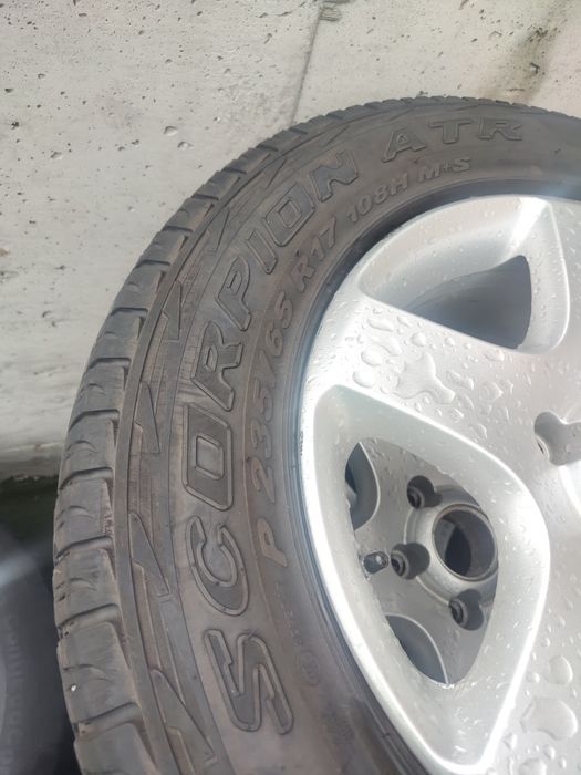4 броя гуми Allterain Pirelli 235/65/17
