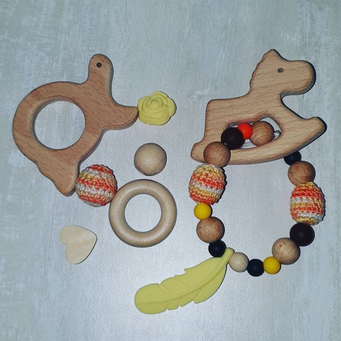 Игрушки-погремушки и грызунки