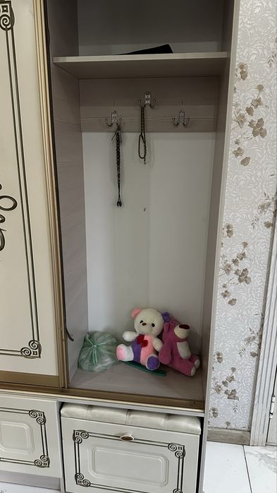 продам шкаф прихожка