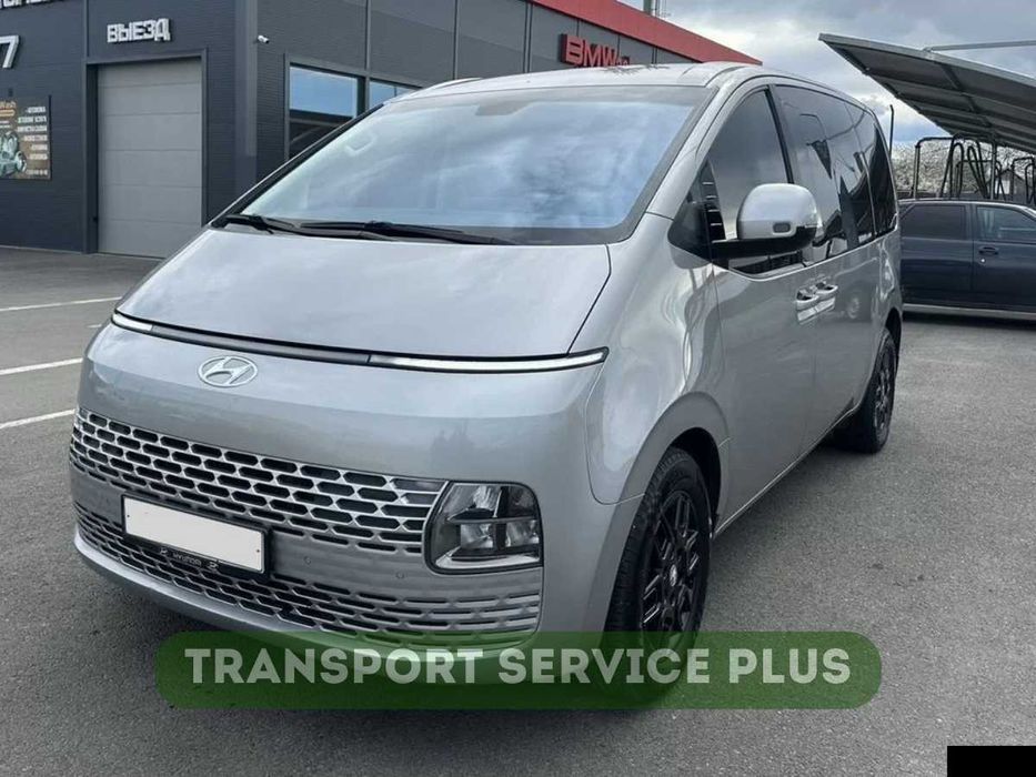 Premium Minivan Charter with Driver 24/7: Freedom and Flexibility Uz