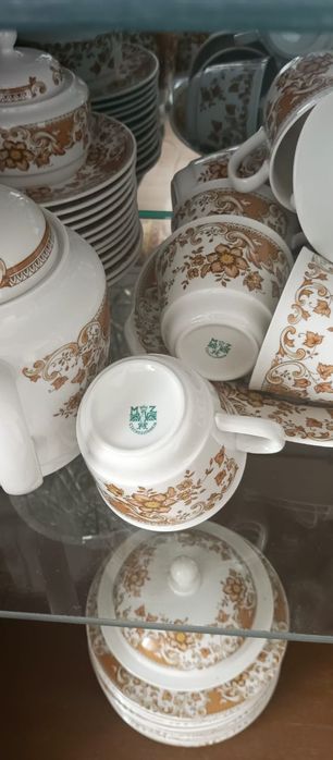 Продам сервиз чайно-кофейный бу