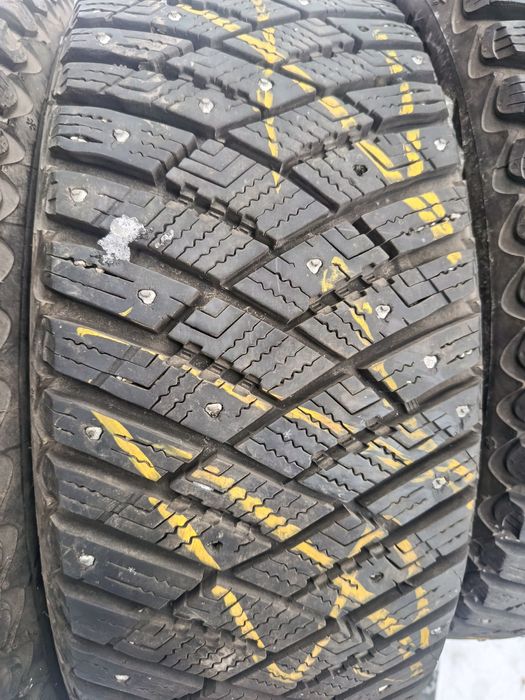Goodyear 215 60 R16 Отс