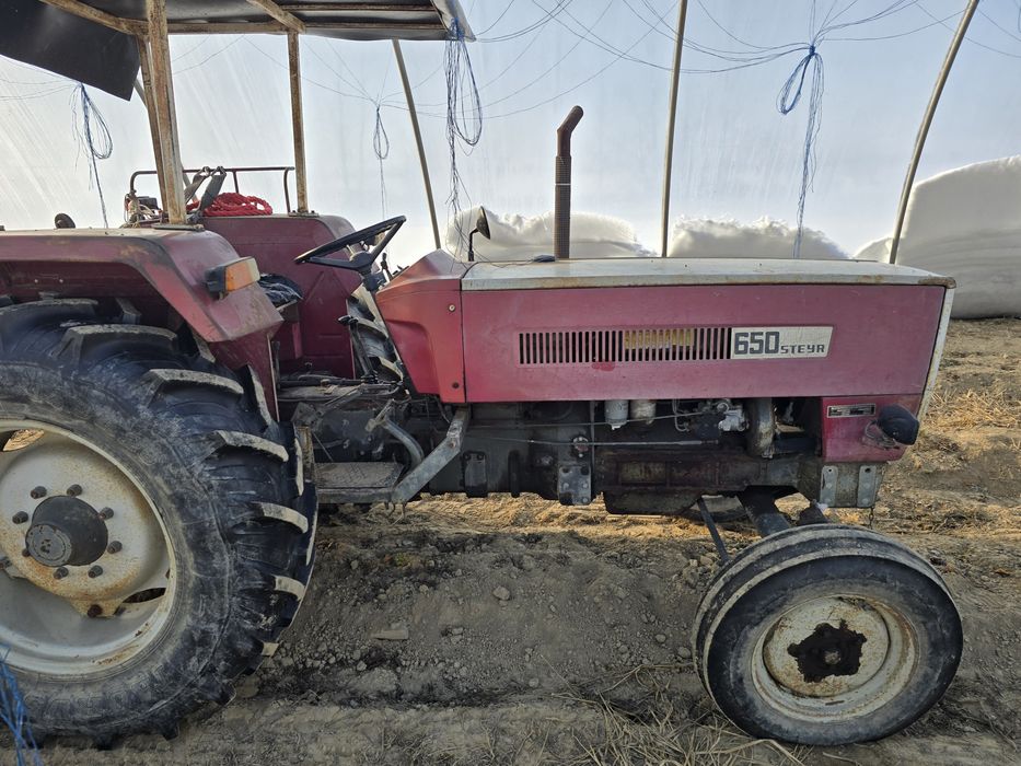Tractor Steyr 650