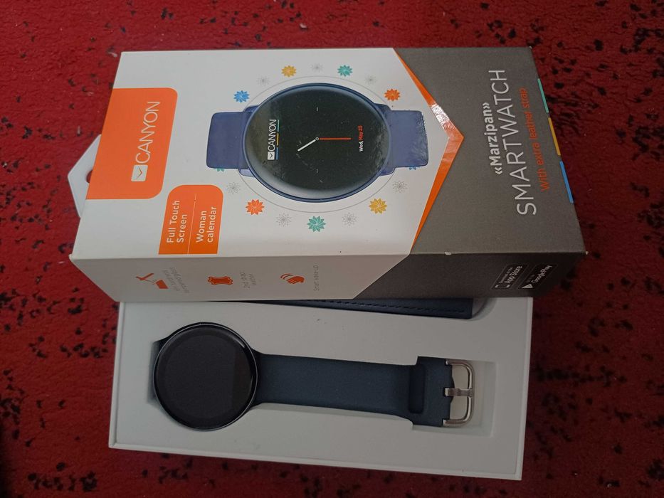 Смартчасы  CANYON