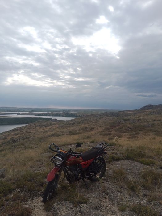 Мотоцикл 150куб .