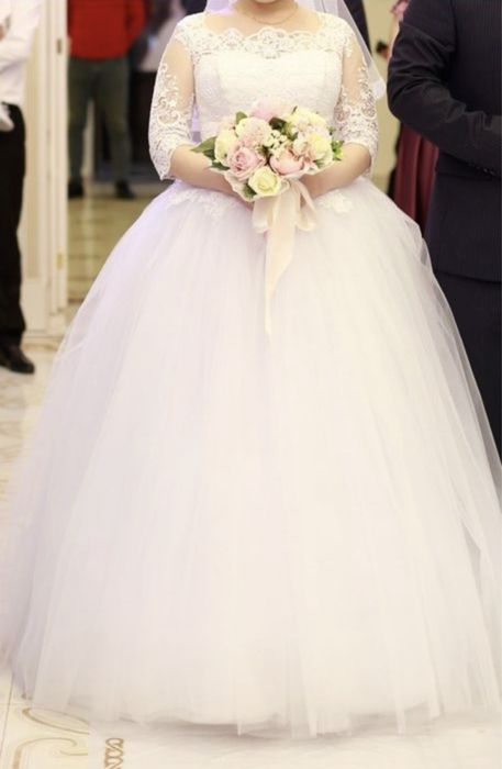 Продаи свадебное платье