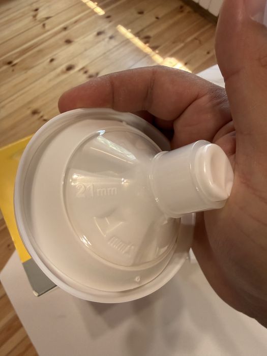 Двойна двуфазна помпа за кърма Medela - Swing Maxi + БОНУС