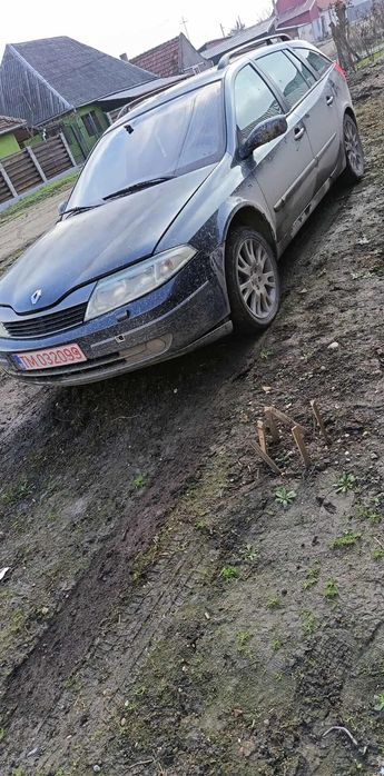 Vand Renault megan 1.8 benzina