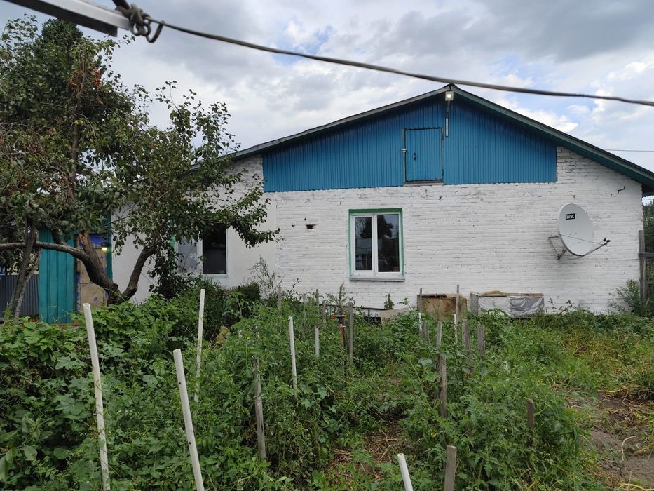 Продается пятикомнатные хороший дом в Черемшанки.