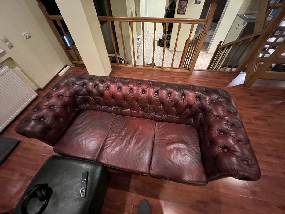 Canapea Chesterfield stare foarte buna