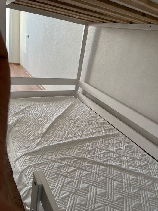 Продаю двухъярусную кровать