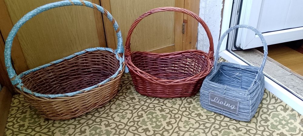 Корзины разные подарочные.