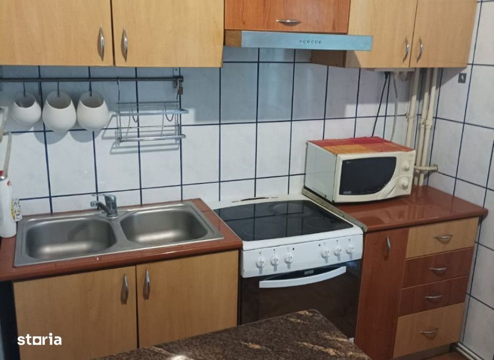 Apartament intabulat 3 camere Nicolina , 70 metri, etaj 2 Cod:163180