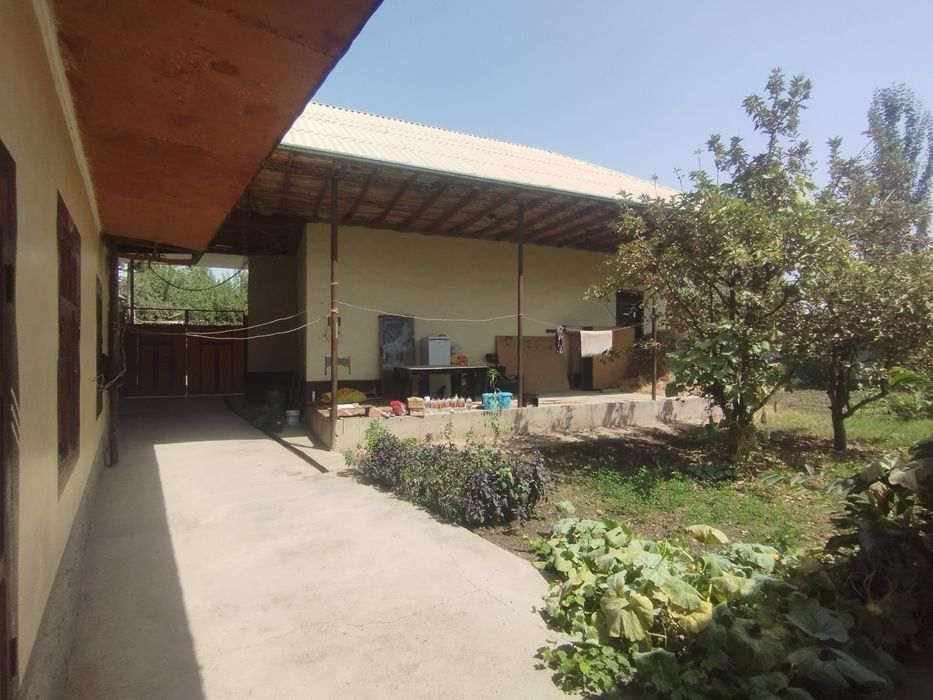 Uy sotiladi Denov tumanida