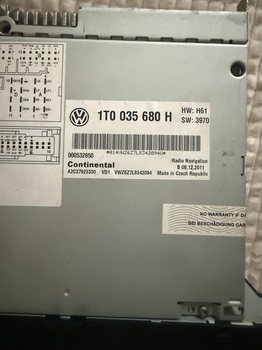 Navigatie VW RNS 510 impecabilă,  cod piesa 1T0035680 H, cu cod PIN si modul bluetooth premium cod piesa 3C8035730 B