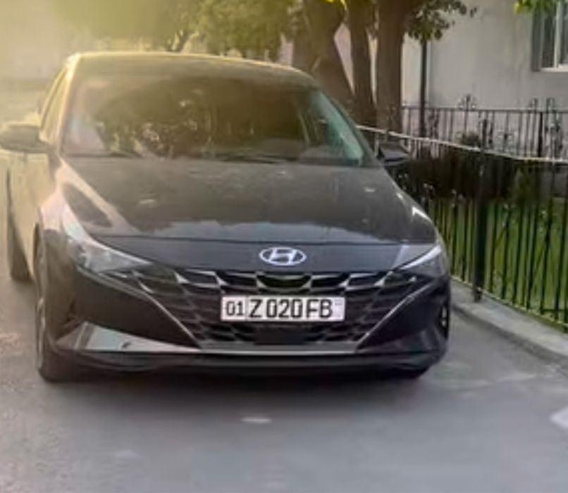 Xyundai Elantra 2022 год выпуска