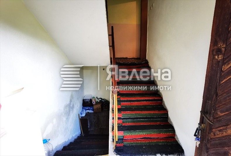 Продава се Къща в с. Падеш, Област Благоевград - 182 кв.м за 385 €/кв.м - Снимка #1