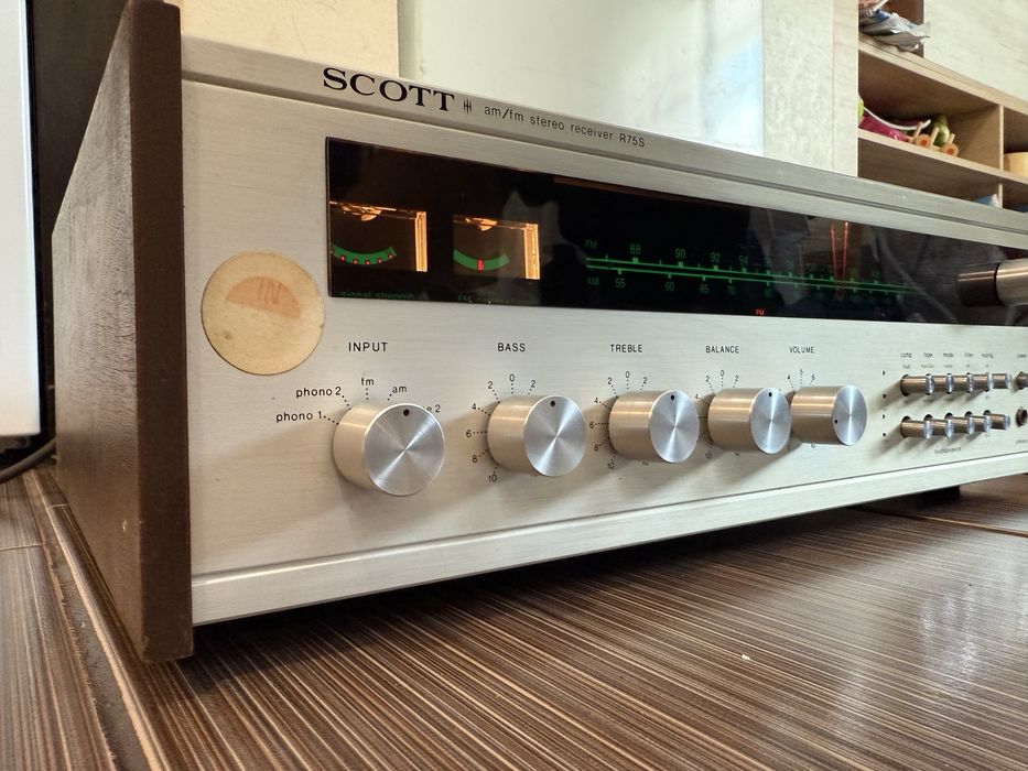 Scott R75S ресивър