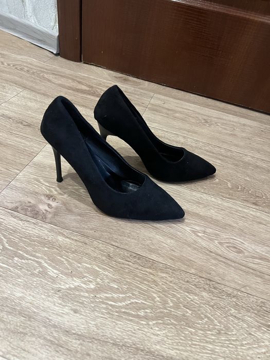 Женская обувь 37 размера