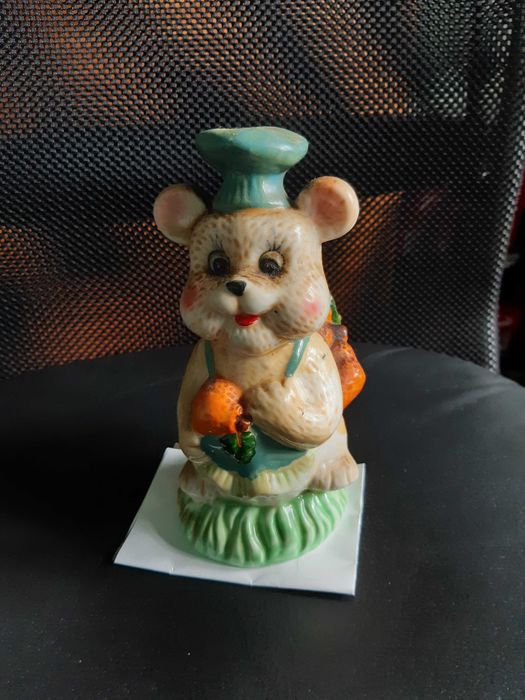 vand bibelou/statueta  din portelan