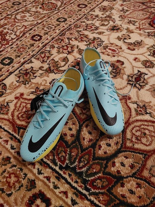 Бутсы phantom 40 размер